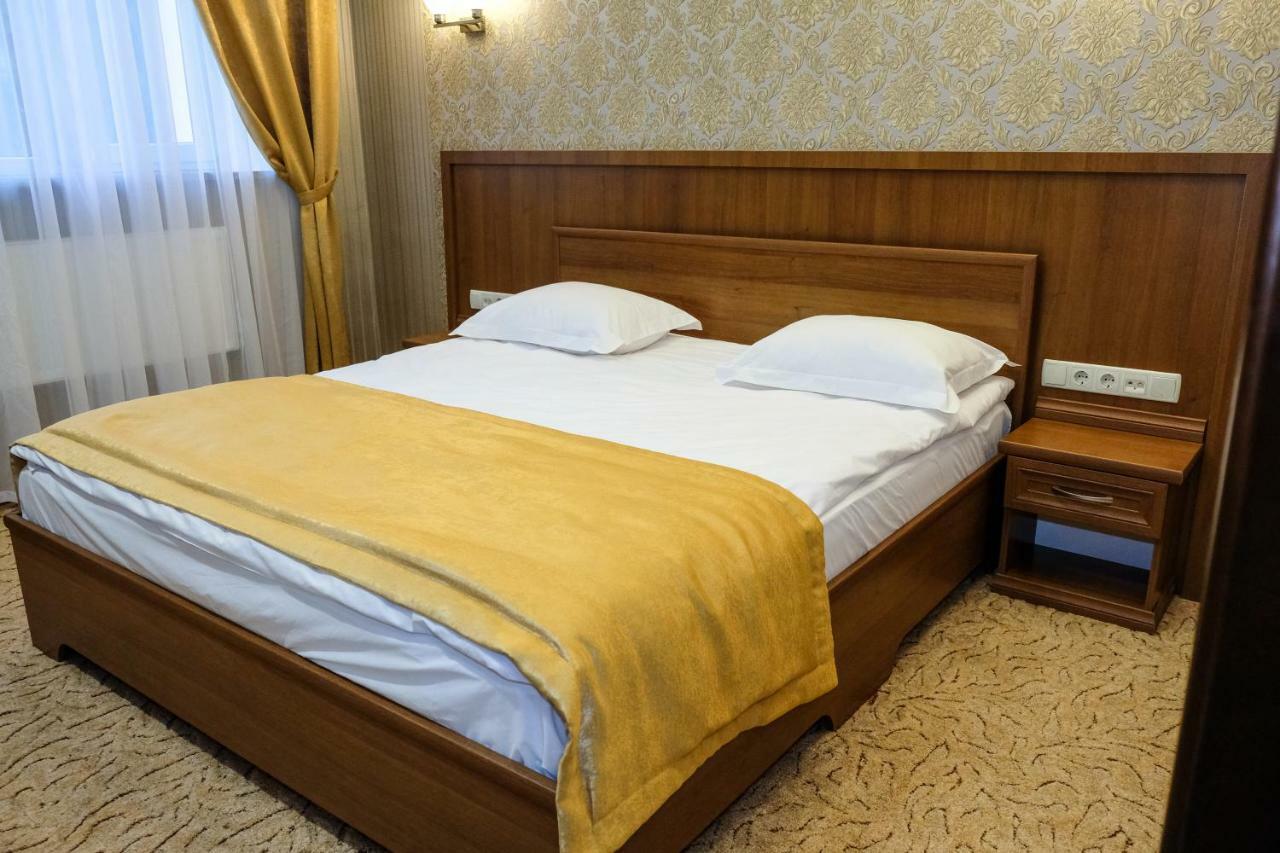 Отель Оздоровчий комплекс Гайки заїзд провулок Сухий Яр 12 Житомир Экстерьер фото